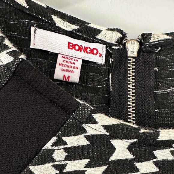 BONGO Monochrome Star Pattern Long Sleeve Dress - Picture 2 of 5